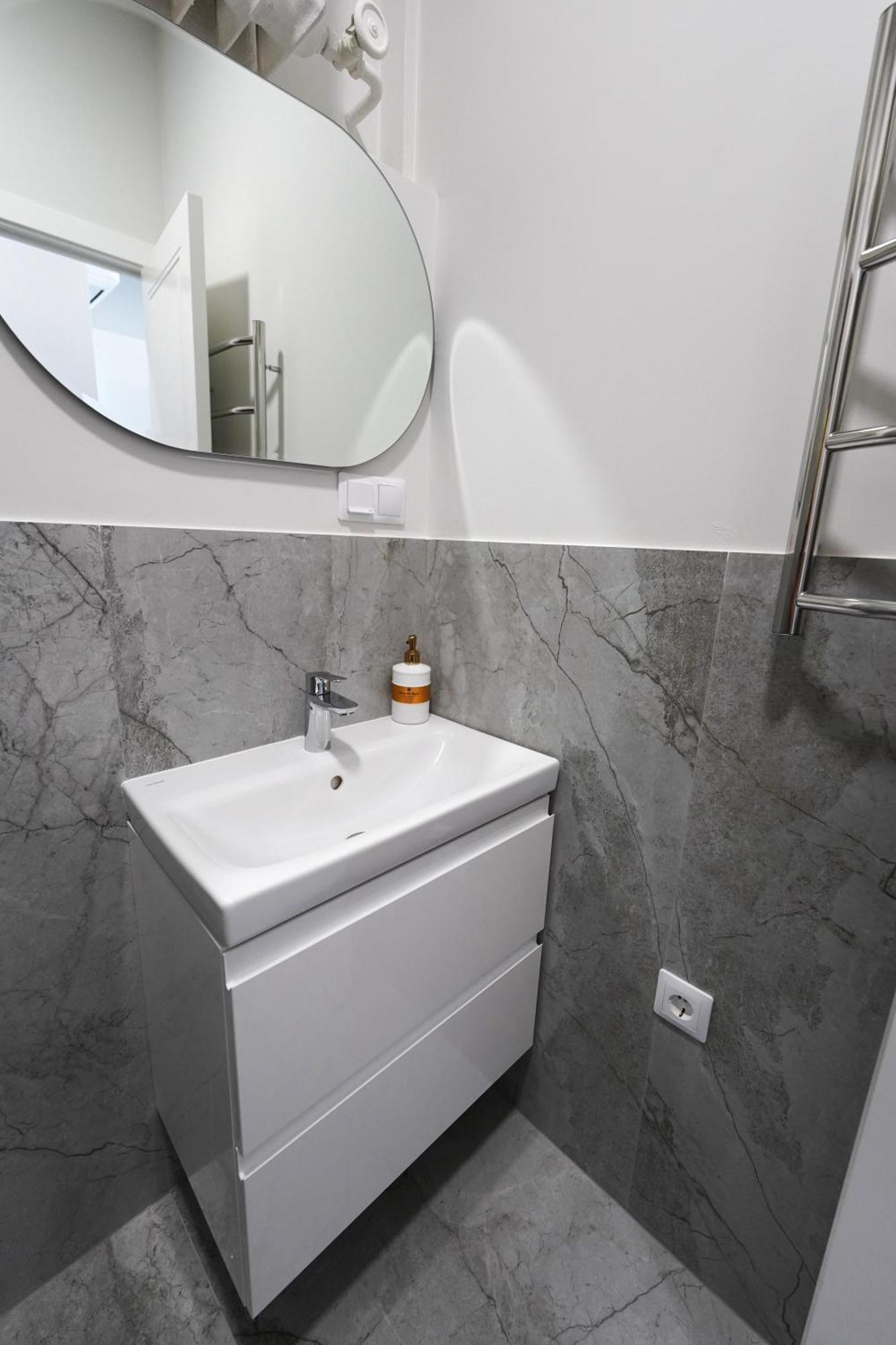 Amber Light Self-Check-In Apartments 考纳斯 外观 照片
